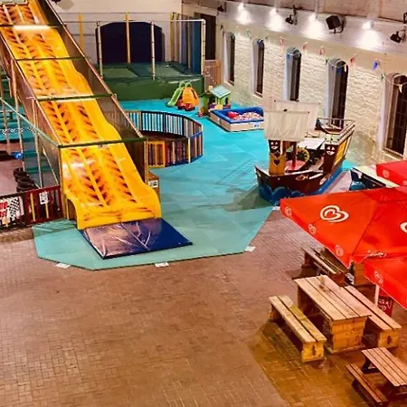 公寓 Alte Dorfschule Im Recknitztal Selpin